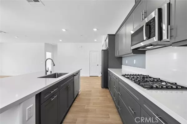 Menifee, CA 92584,26539 Penny Hedge