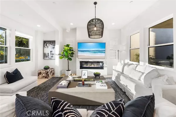 Irvine, CA 92618,134 Aspect