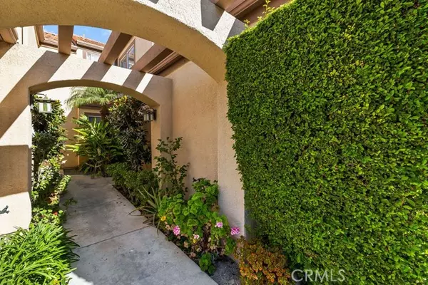 Aliso Viejo, CA 92656,95 Via Athena