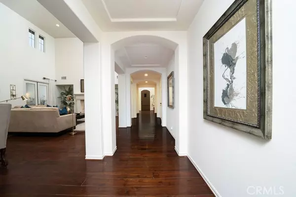 Irvine, CA 92620,60 New Dawn