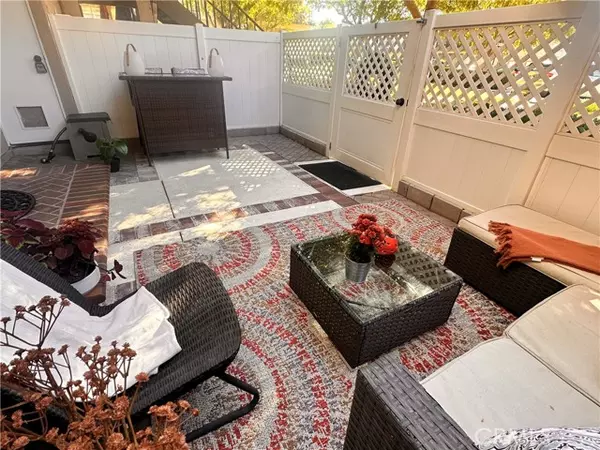 Rancho Santa Margarita, CA 92688,21 Silktassel