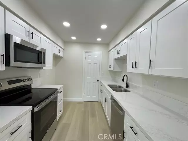 9745 Port Royal, Huntington Beach, CA 92646