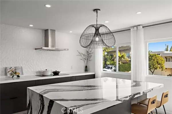 Dana Point, CA 92629,33791 Mariana Dr #1