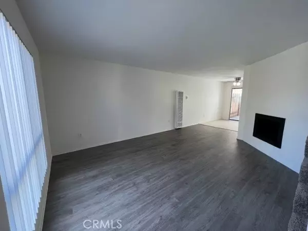 2111 California #C, Huntington Beach, CA 92648