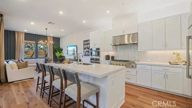 Montebello, CA 90640,725 Walnut Terrace