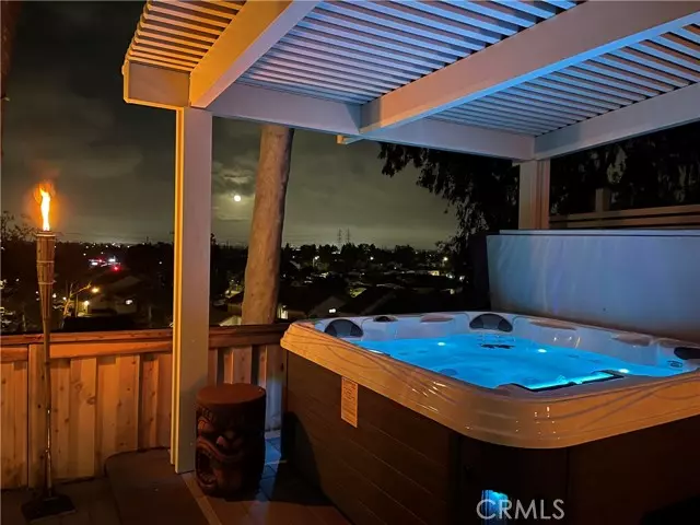 18446 Gina Lane, Huntington Beach, CA 92646