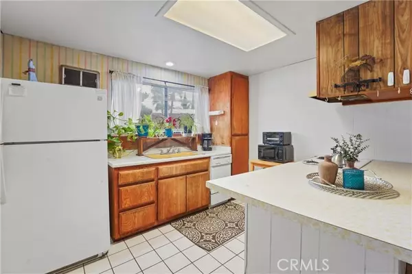 Ontario, CA 91762,2014 S San Antonio Avenue