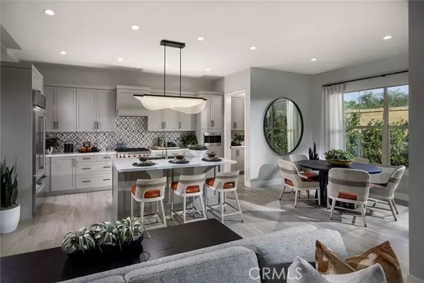 214 Maricopa, Irvine, CA 92618