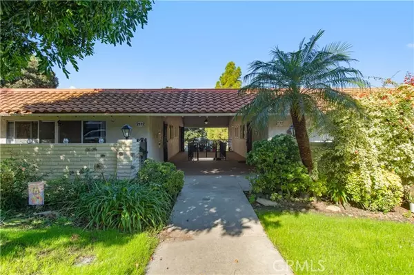 Laguna Woods, CA 92637,2112 Via Puerta #N