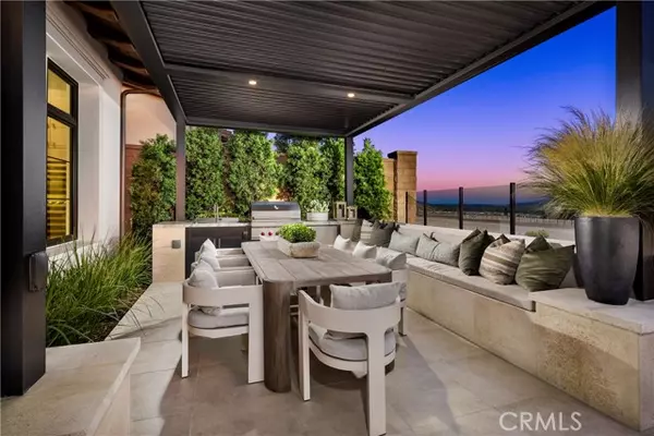 Irvine, CA 92602,552 PENINSULA