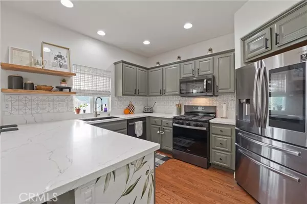 Riverside, CA 92503,14289 Meadowlands Drive