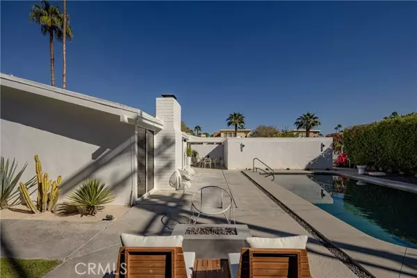 Palm Springs, CA 92264,965 E Twin Palms