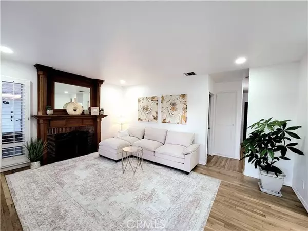 Long Beach, CA 90808,3034 N Ocana