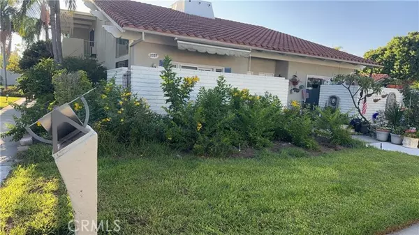 2037 Via Mariposa East #C, Laguna Woods, CA 92637