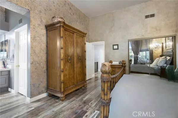 Mission Viejo, CA 92692,28631 Mill Pond