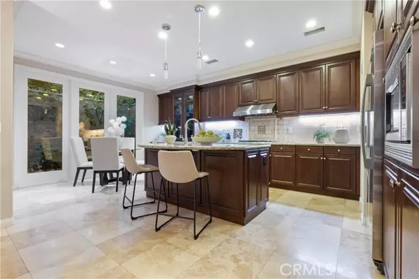 Irvine, CA 92618,21 Deergrass