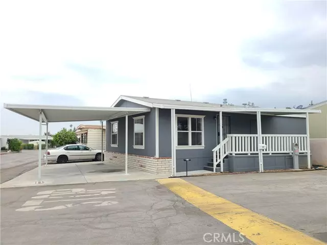 Azusa, CA 91702,840 E Foothill Blvd #64