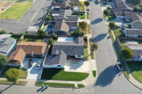 Huntington Beach, CA 92647,6862 Breeland Drive