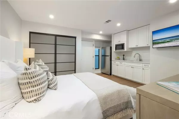 Sunset Beach, CA 90742,16459 24th