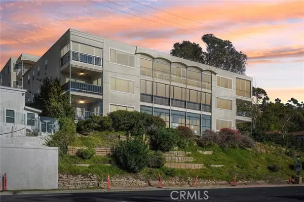 Laguna Beach, CA 92651,240 Moss #2