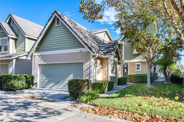 Anaheim, CA 92807,6009 E Summit Court #38