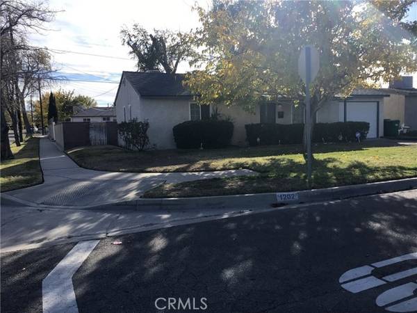 Lancaster, CA 93534,1202 W Lumber