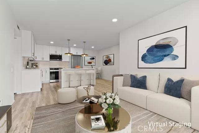 Lake Forest (el Toro), CA 92630,21921 Rimhurst #128-F