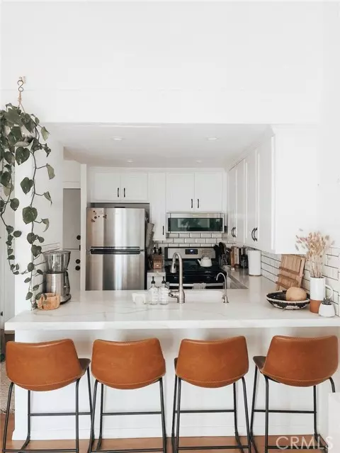 Huntington Beach, CA 92649,16922 Pacific Coast #202