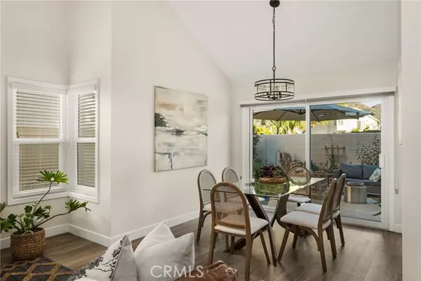 Rancho Santa Margarita, CA 92688,4 Via Felicia