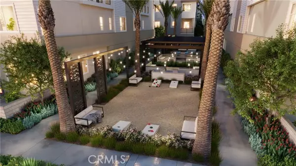 Huntington Beach, CA 92647,7256 Aura Circle