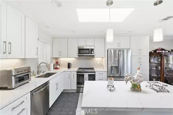 Laguna Woods, CA 92637,2269 Via Puerta #Q