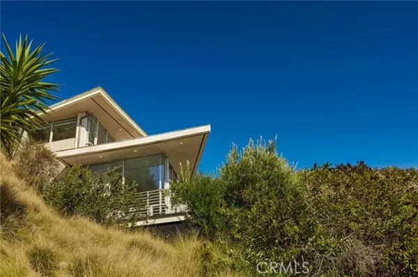 Laguna Beach, CA 92651,704 Nyes Place