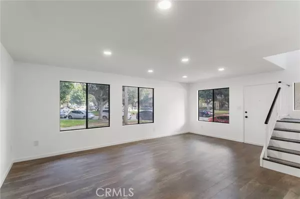 South Gate, CA 90280,9873 Karmont