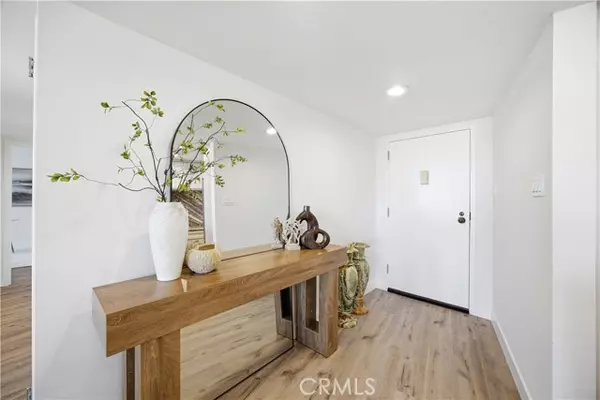 Marina Del Rey, CA 90292,4316 Marina City #633