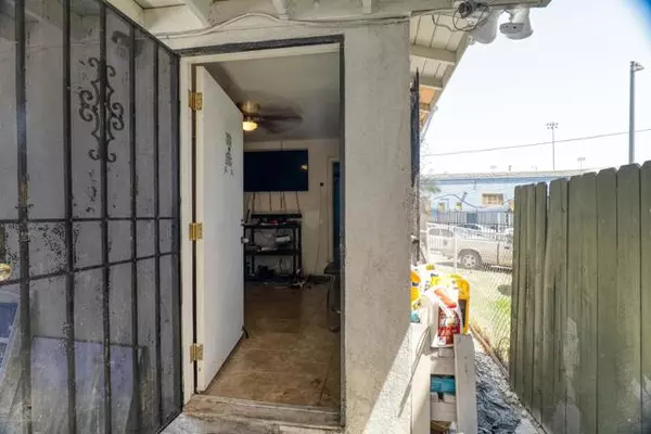 Los Angeles, CA 90061,11415 Link Street