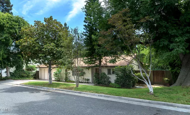 La Canada Flintridge, CA 91011,1016 Salisbury Court