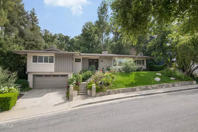 La Canada Flintridge, CA 91011,4124 Lanterman Lane