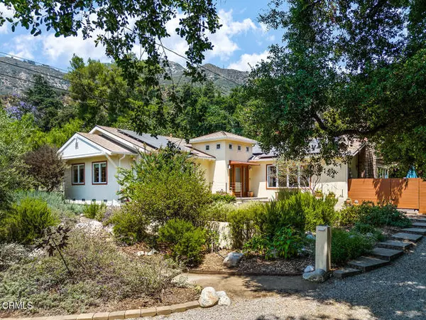 3554 Hollyslope Road, Altadena, CA 91001