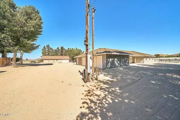 Lucerne Valley, CA 92356,10298 Custer Avenue