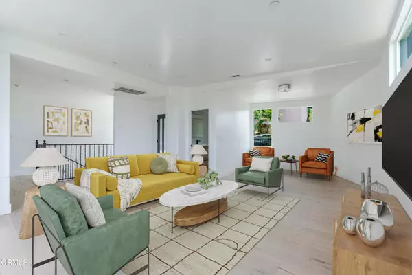 Los Angeles, CA 90065,2409 Yorkshire Drive