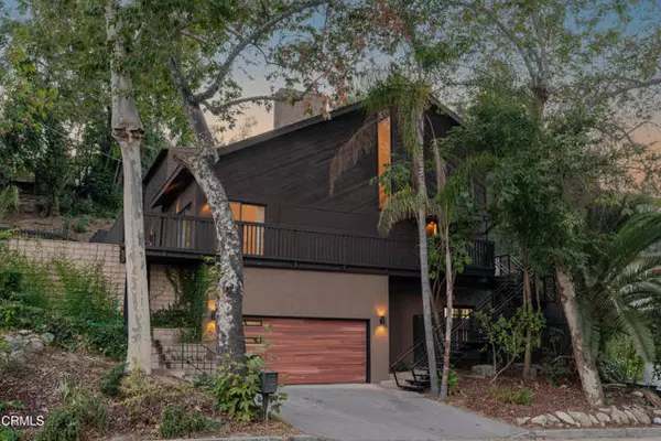 1726 La Loma Road, Pasadena, CA 91105