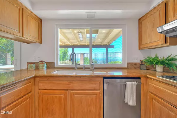 Granada Hills (los Angeles), CA 91344,11830 Babbitt Avenue