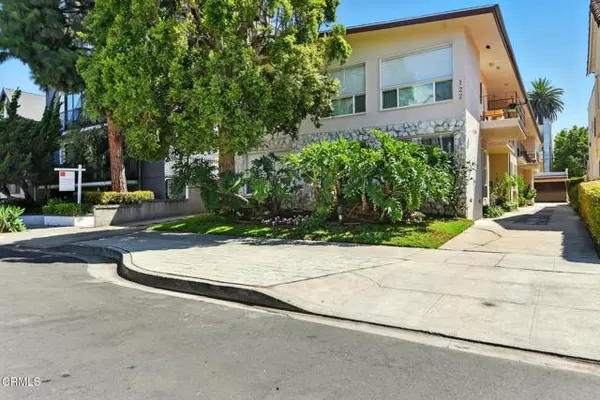 Los Angeles, CA 90048,122 N Croft Avenue