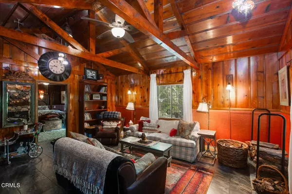 Azusa, CA 91702,11 N San Gabriel Canyon Avenue