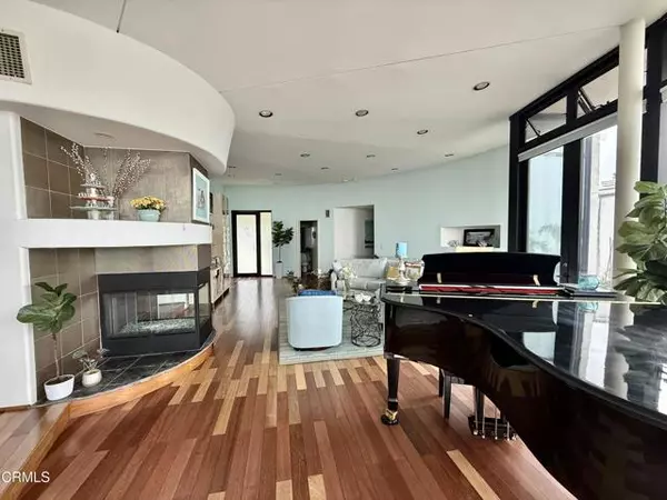 Laguna Beach, CA 92651,1445 Bounty Way