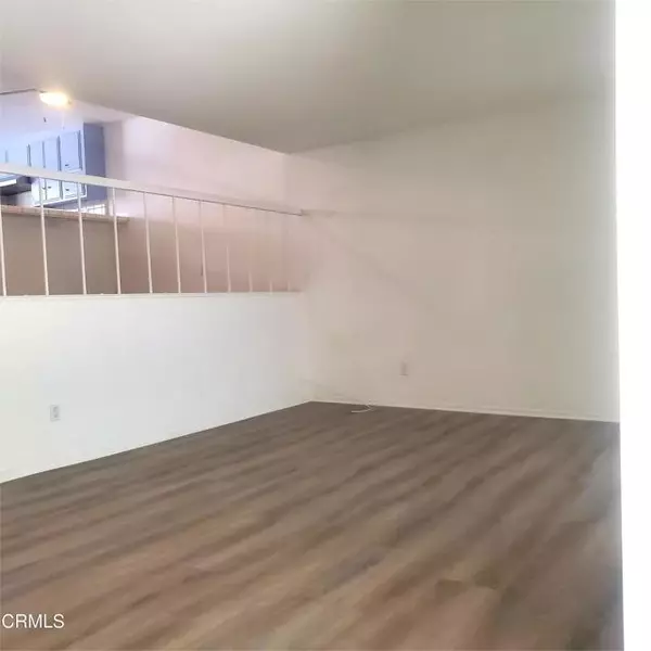 Burbank, CA 91505,4231 Sarah Street #15