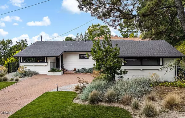 La Canada Flintridge, CA 91011,5447 Rock Castle Drive