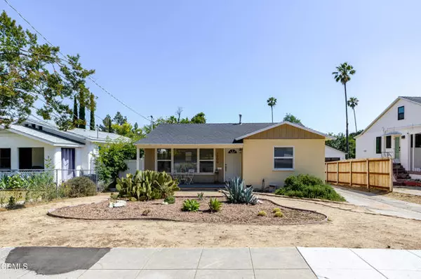 1500 E Topeka Street, Pasadena, CA 91104