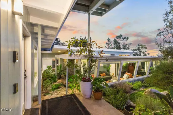 Sierra Madre, CA 91024,342 Camillo Road