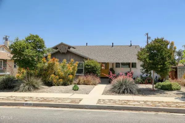 8920 Hayvenhurst Avenue, North Hills (los Angeles), CA 91343